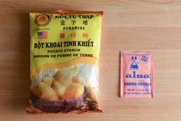 Potato starch and Alsa brand baking powder for the ground pork | HungryHuy.com