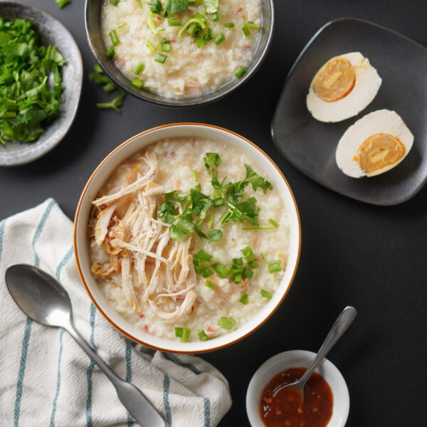 Cháo Gà (Vietnamese Chicken Rice Porridge / Congee) - Hungry Huy