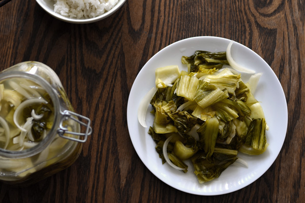 Pickled Mustard Greens and Eggs - Healthy Thai Recipes