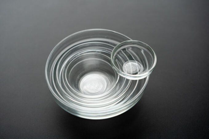 https://www.hungryhuy.com/wp-content/uploads/glass-prep-bowls-680x453.jpg