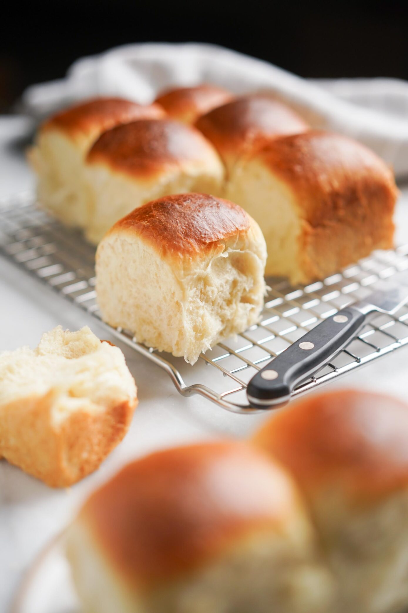 Japanese Milk Bread Recipe (Hokkaido Milk Bread Rolls) - Hungry Huy