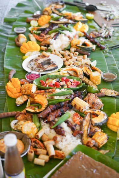 What’s a Boodle Fight or Filipino Kamayan Feast? - Hungry Huy