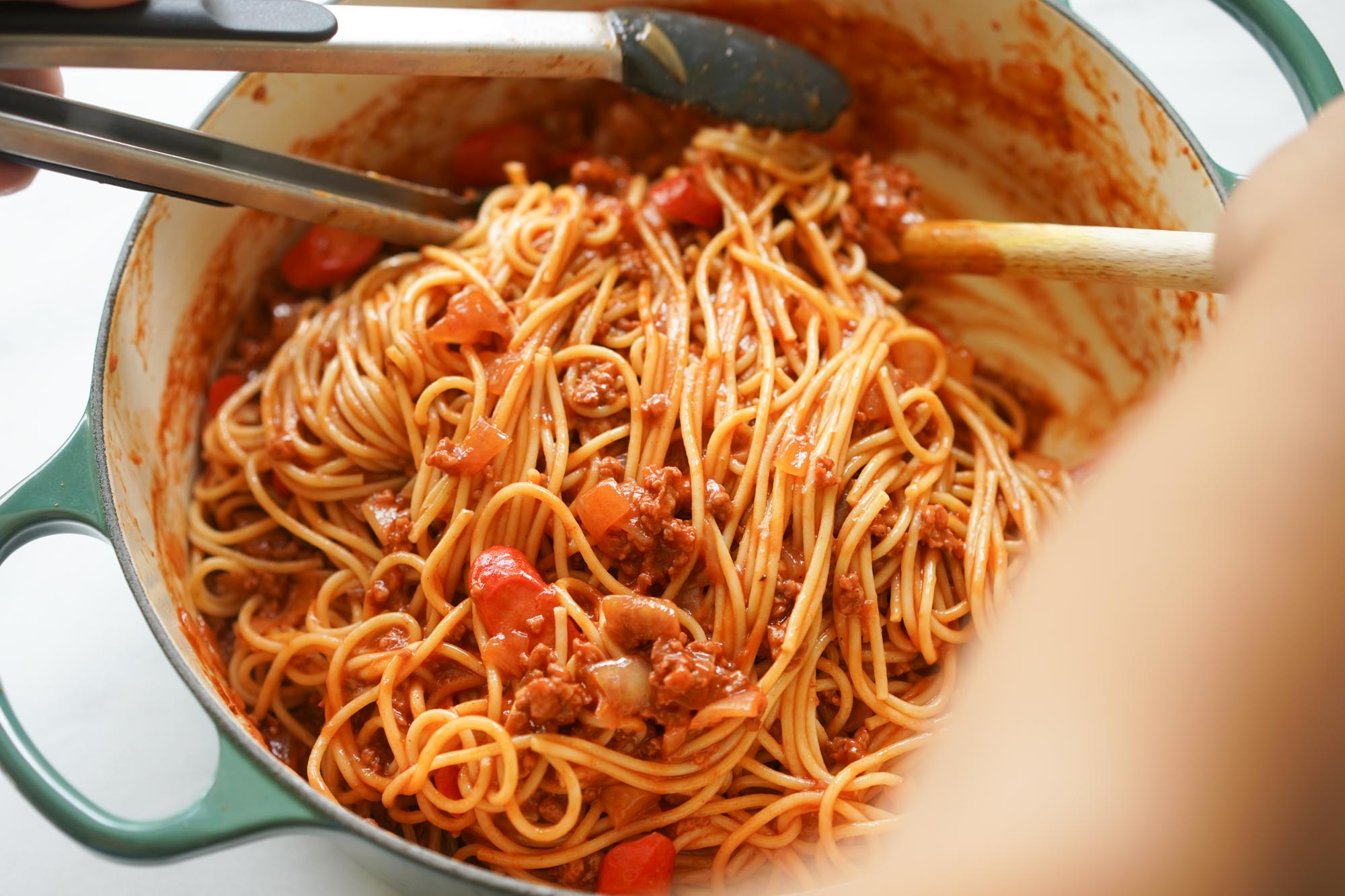 Filipino Spaghetti Recipe W Sweet Spaghetti Sauce Hungry Huy