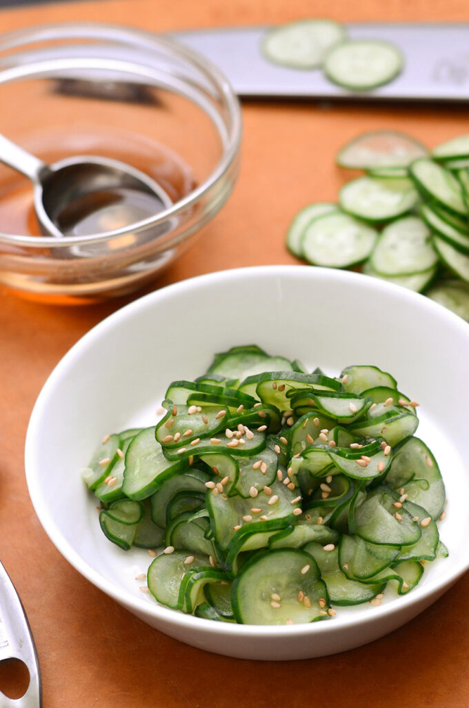 Sunomono Salad Recipe (Japanese Cucumber Salad)